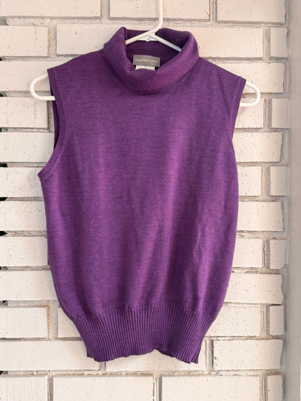 100% Merino Wool Purple Mock Neck Sleeveless Sweater Vest Women's Size 12